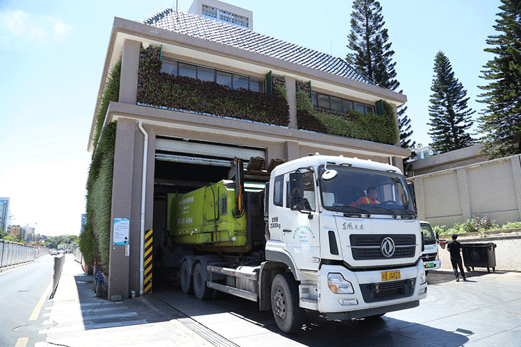 如何提高城市生活垃圾清运效率呢？